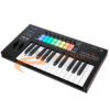 Novation launch key 25 Midi Keyboard